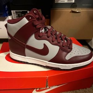 Nike Men’s High-Top Sneakers - Maroon and Gray